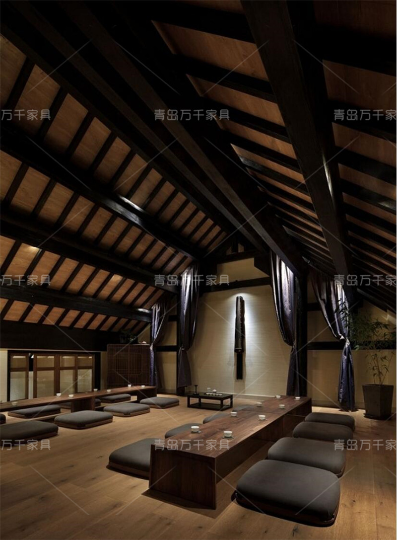  龍茶館